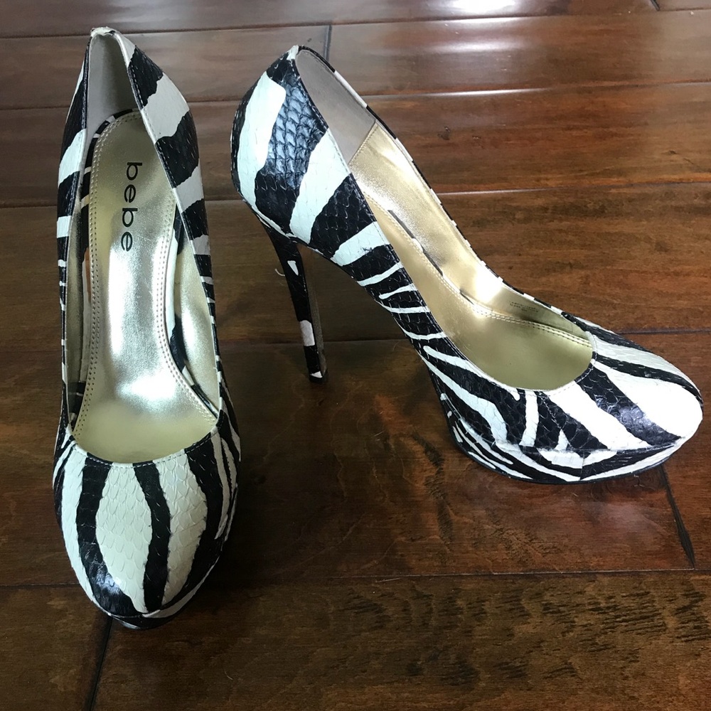Zebra Bebe Pumps - EUC - Size 9